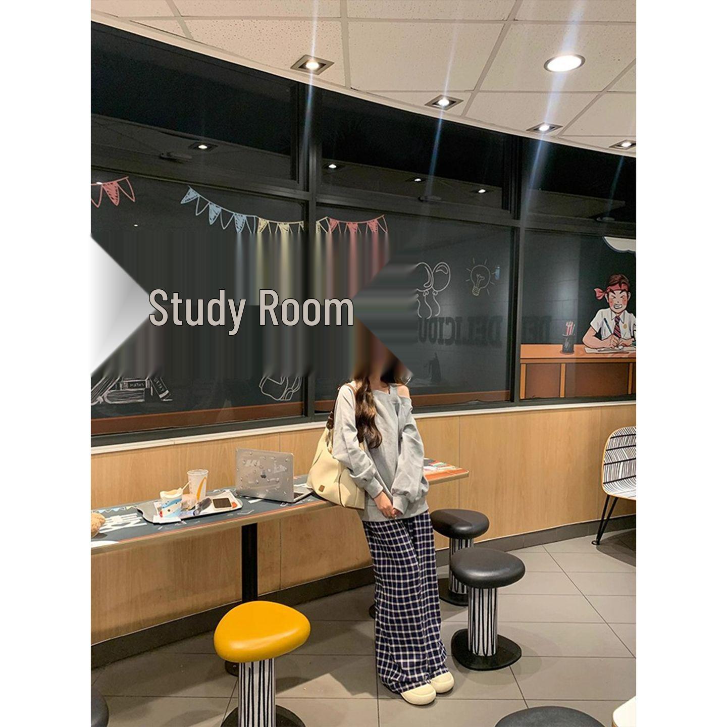 Korean Plaid Hoodie & Long Pants Set: Trendy Autumn/Winter Casual Wear for Female Students M
Korean Plaid Hoodie & Long Pants Set: Trendy Autumn/Winter Casual Wear for Female Students M