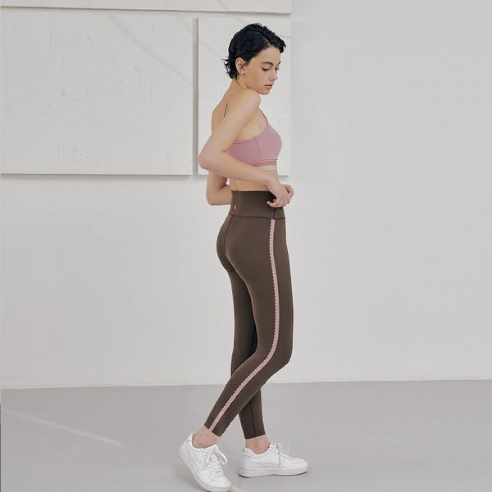 Huit Fusing Scalep Leggings Htwle2k05t DBR(DARK BROWN)/XS
Huit Fusing Scalep Leggings Htwle2k05t DBR(DARK BROWN)/XS