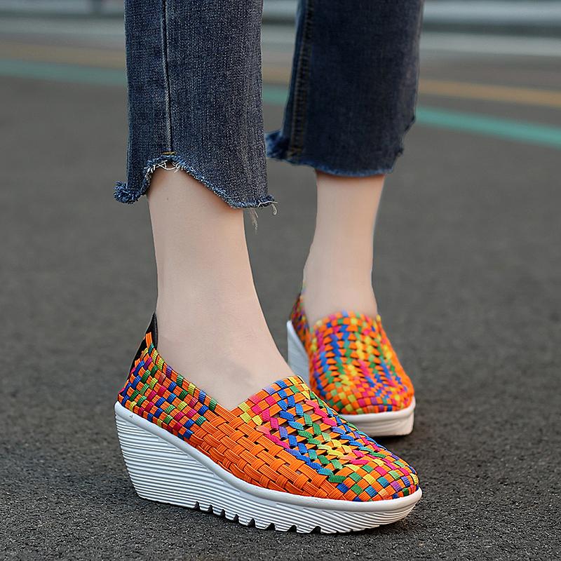 Летние женские кроссовки на платформе, повседневные лоферы на танкетке больших размеров, обувь с толстой подошвой для увеличения роста EU: 42
Летние женские кроссовки на платформе, повседневные лоферы на танкетке больших размеров, обувь с толстой подошвой для увеличения роста EU: 42