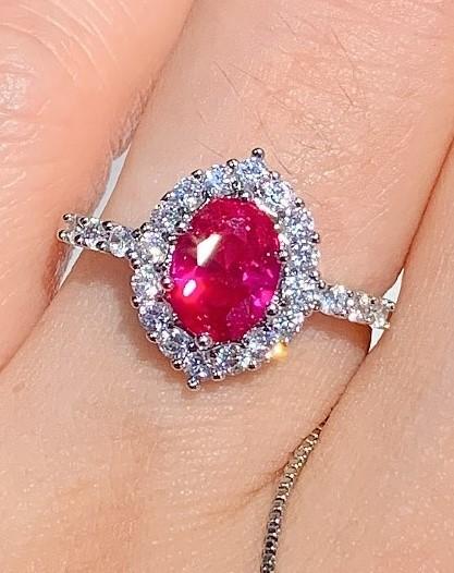 Ювелирные изделия Поставка Имитация Красный Корунд Винтажное Кольцо Подвеска Ожерелье Женский Ювелирный Набор
Ювелирные изделия Поставка Имитация Красный Корунд Винтажное Кольцо Подвеска Ожерелье Женский Ювелирный Набор