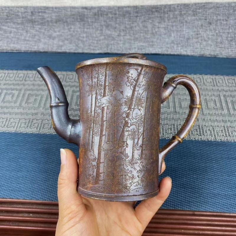 330ml Yixing Purple Clay Teapot Handmade Bamboo Joint Pot Raw Ore Wood-fired Porcelain Mud Tea Brewing Kettle Strainer Zisha Cha
330ml Yixing Purple Clay Teapot Handmade Bamboo Joint Pot Raw Ore Wood-fired Porcelain Mud Tea Brewing Kettle Strainer Zisha Cha