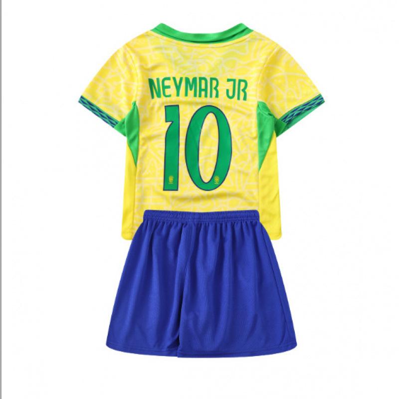 2 Real Madrid Riyadro jersey 252 Barcelona Manchester City C Ronaldo children s football jersey set jersey Size 14 (85-95)
2 Real Madrid Riyadro jersey 252 Barcelona Manchester City C Ronaldo children s football jersey set jersey Size 14 (85-95)