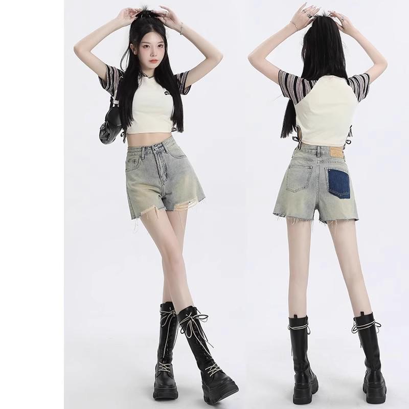 2024 Summer High Waist Plus Size Ripped Denim Shorts for Women with Color Block Tassels XL
2024 Summer High Waist Plus Size Ripped Denim Shorts for Women with Color Block Tassels XL