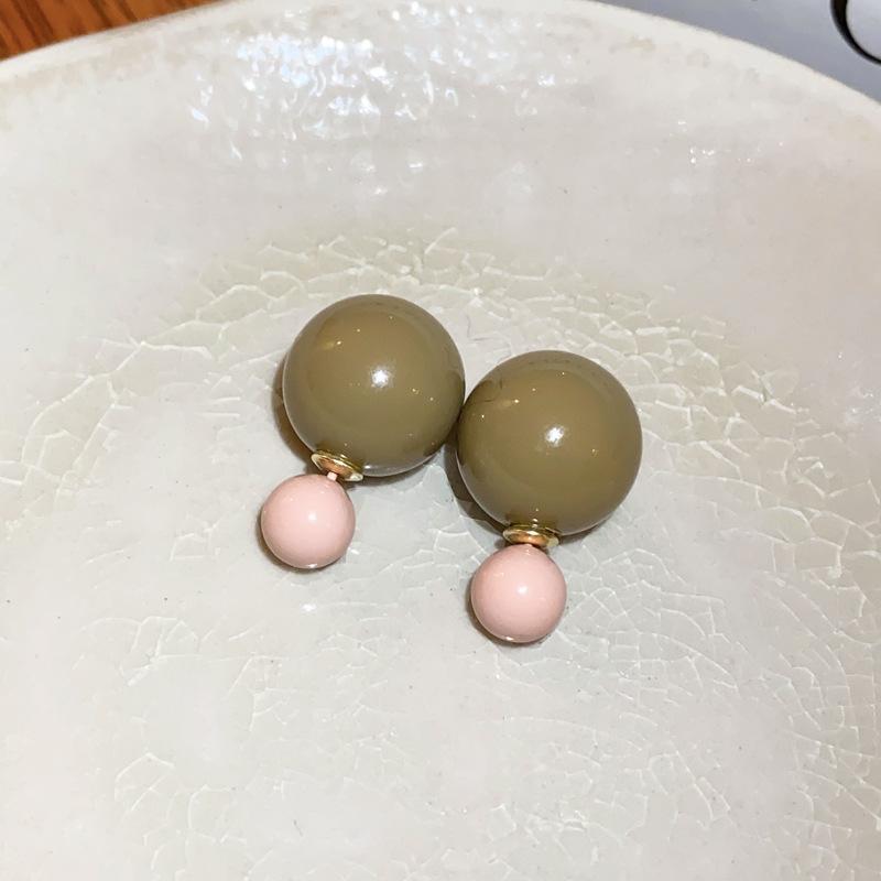 Steel needle candy color fashionable ball earrings personalized simple versatile stud earrings sweet and cute girl heart earrings
Steel needle candy color fashionable ball earrings personalized simple versatile stud earrings sweet and cute girl heart earrings