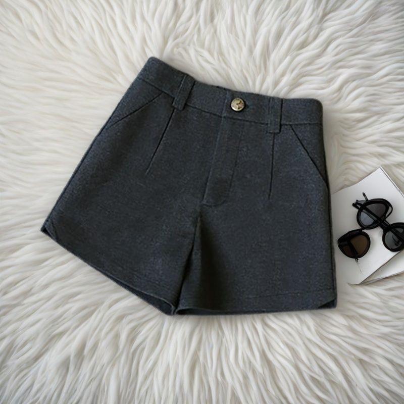 Women s High-Waisted Woolen Bootcut Shorts | Versatile Black A-Line, Slim-Fit for Autumn/Winter 2025 M темно-сірий
Women s High-Waisted Woolen Bootcut Shorts | Versatile Black A-Line, Slim-Fit for Autumn/Winter 2025 M темно-сірий