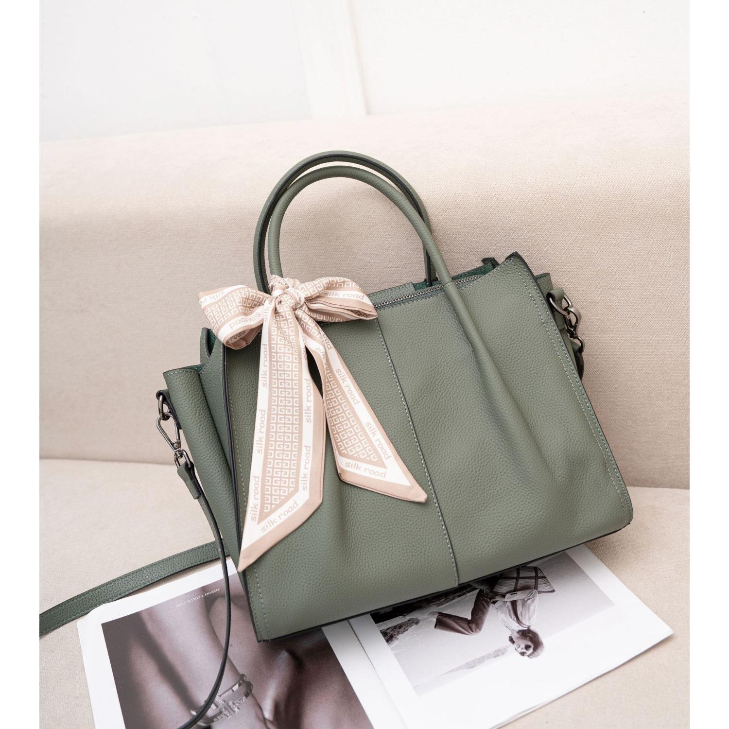 Женская сумка из коровьей кожи, одноплечевая, кроссбоди, модная, большой вместимости, сумка-ракушка, мягкая кожа, формованная
Женская сумка из коровьей кожи, одноплечевая, кроссбоди, модная, большой вместимости, сумка-ракушка, мягкая кожа, формованная