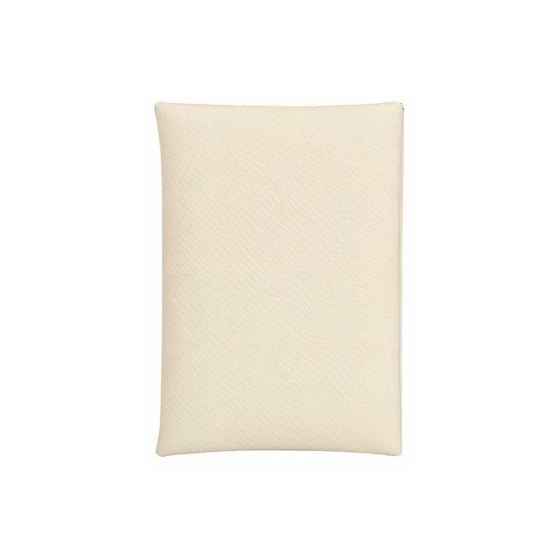 Hermes Calvi Duo Silver Buckle Epsom Calfskin Card Holder Wallet Women Wallet Cream-White H083035CKI2 Box Included
Hermes Calvi Duo Silver Buckle Epsom Calfskin Card Holder Wallet Women Wallet Cream-White H083035CKI2 Box Included