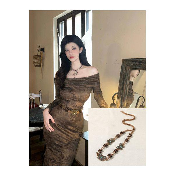 Elegant Autumn One-Shoulder Bodycon Dress - Retro Spicy Style for Mature Women S
Elegant Autumn One-Shoulder Bodycon Dress - Retro Spicy Style for Mature Women S