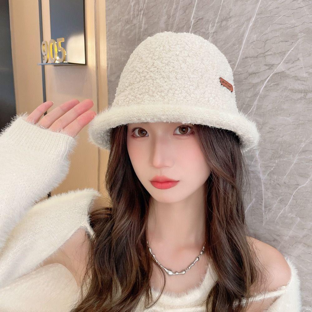 Soft Winter Bucket Hat Thickened Warm Winter Cap Cold Proof Faux Fur Cap for Women Girl Style 01
Soft Winter Bucket Hat Thickened Warm Winter Cap Cold Proof Faux Fur Cap for Women Girl Style 01