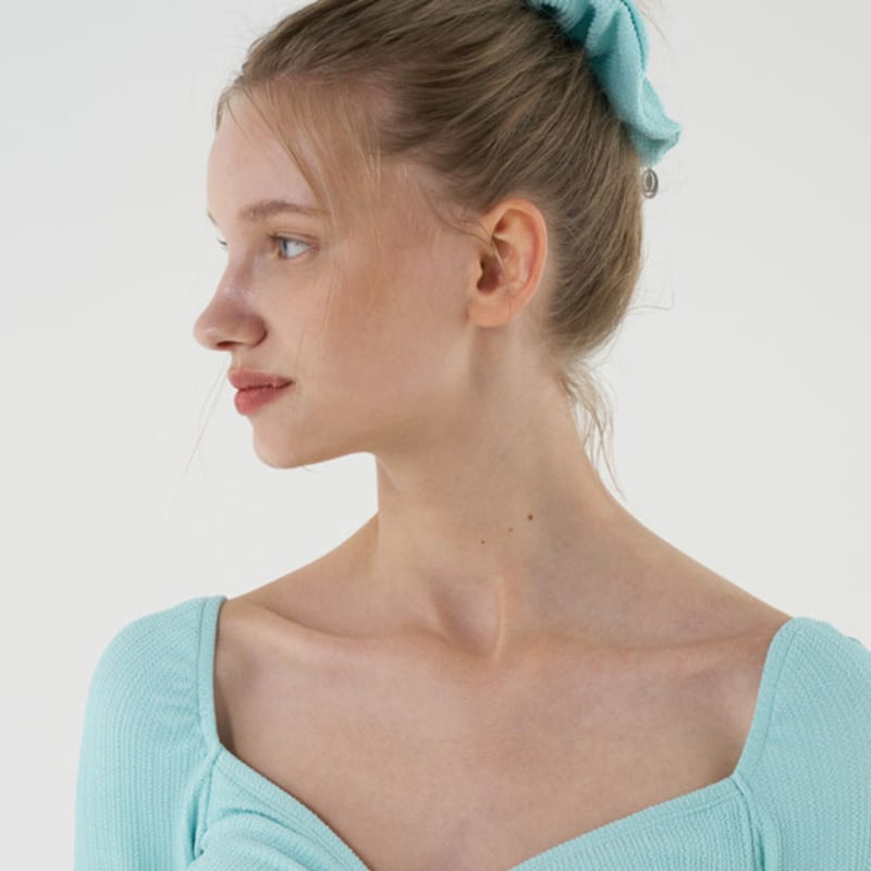 CORALIQUE Мятая резинка для волос Мятный MN(Mint)_F
CORALIQUE Мятая резинка для волос Мятный MN(Mint)_F