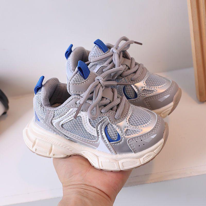 Kids Athletic Sneakers With Breathable Synthetic Leather For Spring And Autumn Playtime 21 сірий колір
Kids Athletic Sneakers With Breathable Synthetic Leather For Spring And Autumn Playtime 21 сірий колір