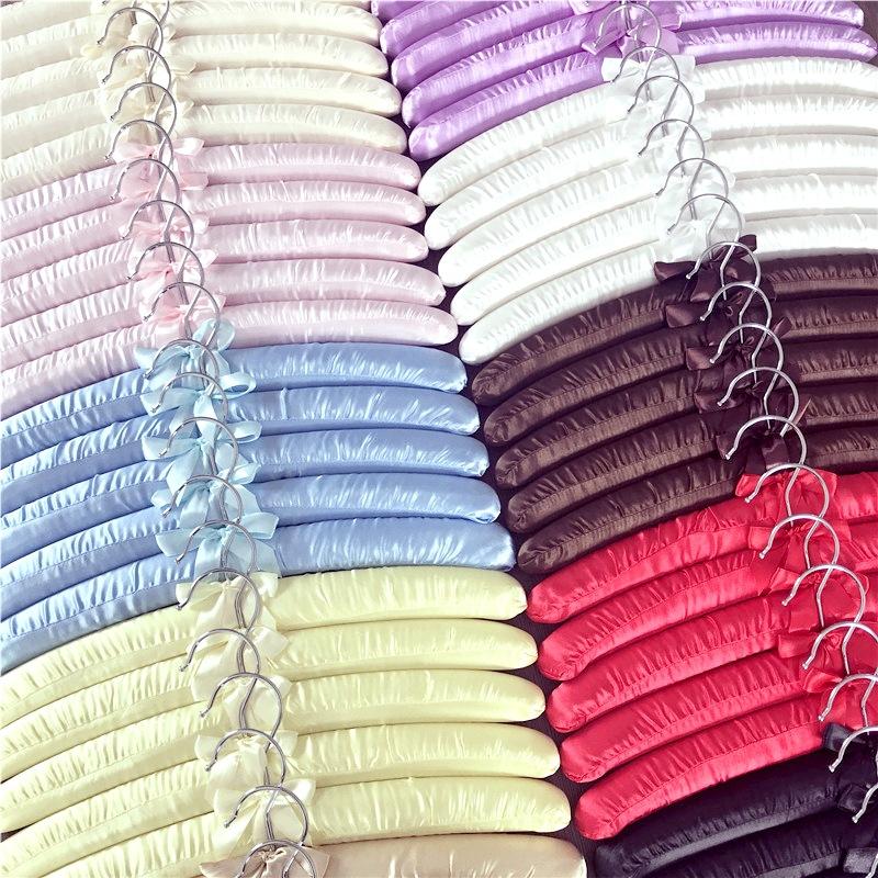 5pcs/Lot Fabric Coated Hanger Sponge Padded Hangers Hanging Clothes Hangers Hotel Shop Display Rack Hangers 18 Colors 38.5CM
5pcs/Lot Fabric Coated Hanger Sponge Padded Hangers Hanging Clothes Hangers Hotel Shop Display Rack Hangers 18 Colors 38.5CM