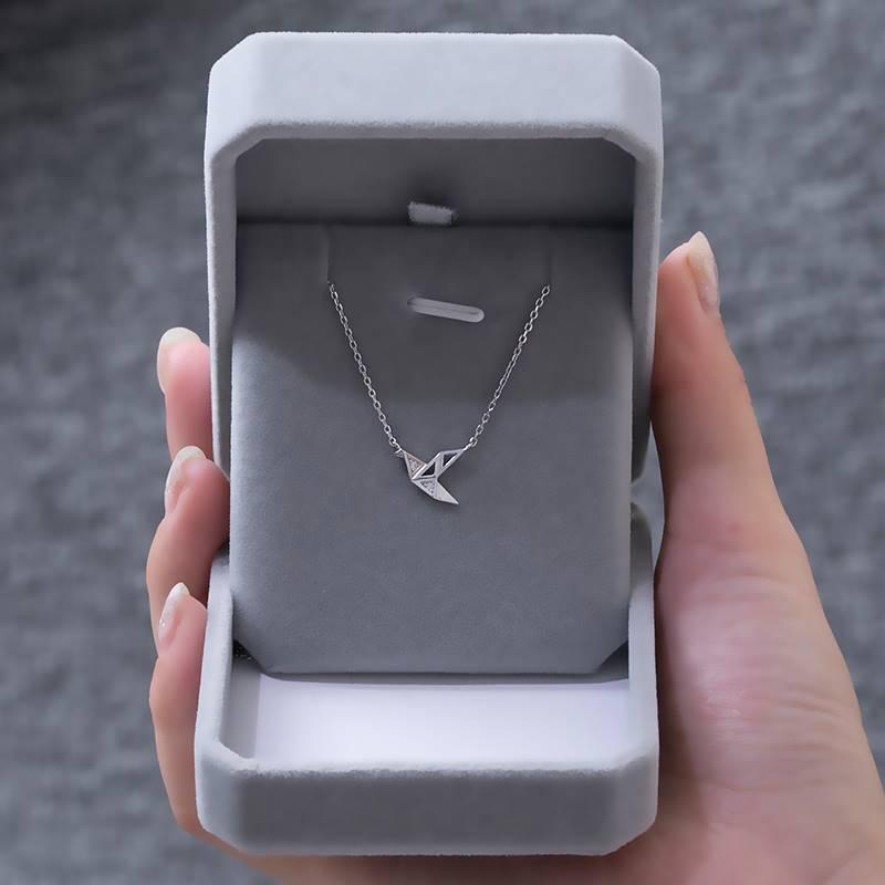 Sterling Silver s925 Thousand Paper Crane Necklace - Versatile Women’s Clavicle Chain Pendant, Niche Design, Fashionable Choker. 925 Sterling Silver
Sterling Silver s925 Thousand Paper Crane Necklace - Versatile Women’s Clavicle Chain Pendant, Niche Design, Fashionable Choker. 925 Sterling Silver