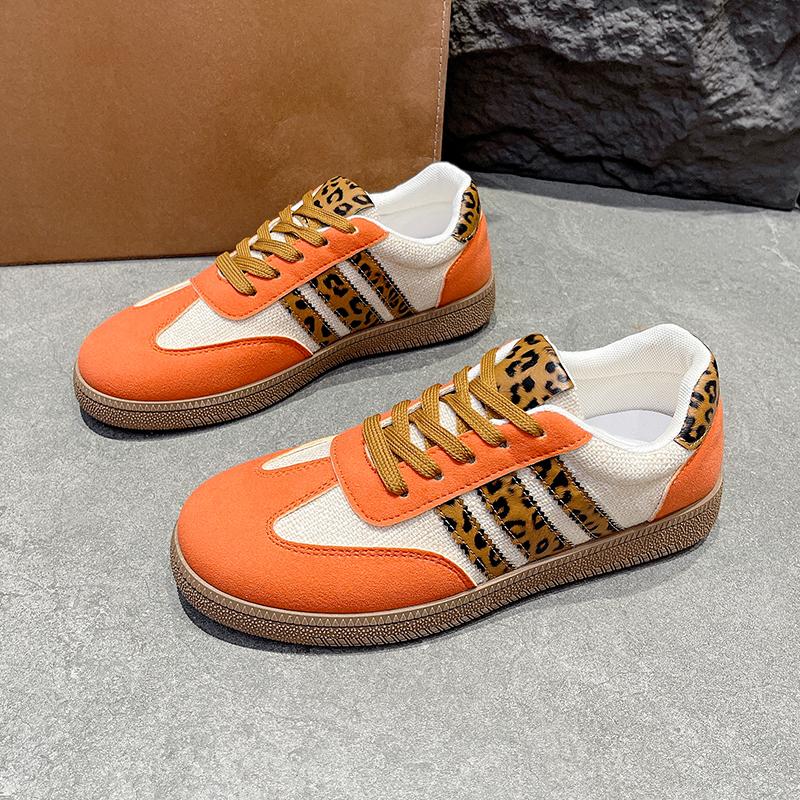 Autumn New Women s Fashion Leopard Pattern Decorative Flat Casual Sports Shoes Comfortable Low Top Shoes 42
Autumn New Women s Fashion Leopard Pattern Decorative Flat Casual Sports Shoes Comfortable Low Top Shoes 42
