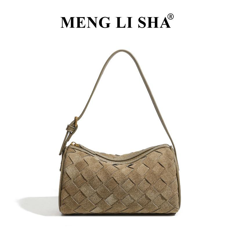 Suede hand-woven pillow bag shoulder crossbody baguette bag commuter large capacity handbag
Suede hand-woven pillow bag shoulder crossbody baguette bag commuter large capacity handbag