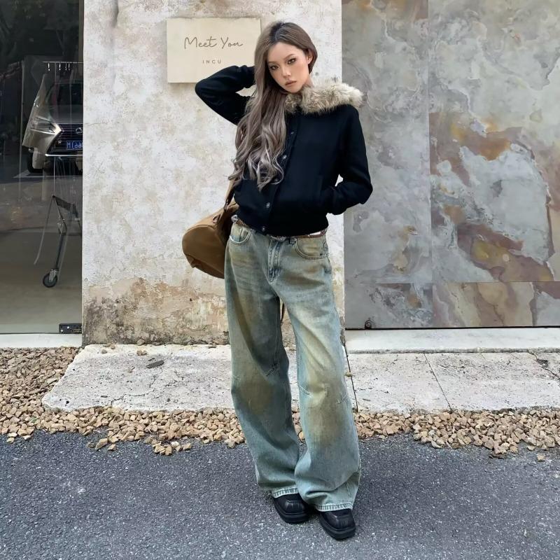 Trendy Women s Retro High Waist Wide Leg Jeans - Slimming Micro-Flare, Floor-Length 3XL: Height 155-165CM (150-165 jin)
Trendy Women s Retro High Waist Wide Leg Jeans - Slimming Micro-Flare, Floor-Length 3XL: Height 155-165CM (150-165 jin)