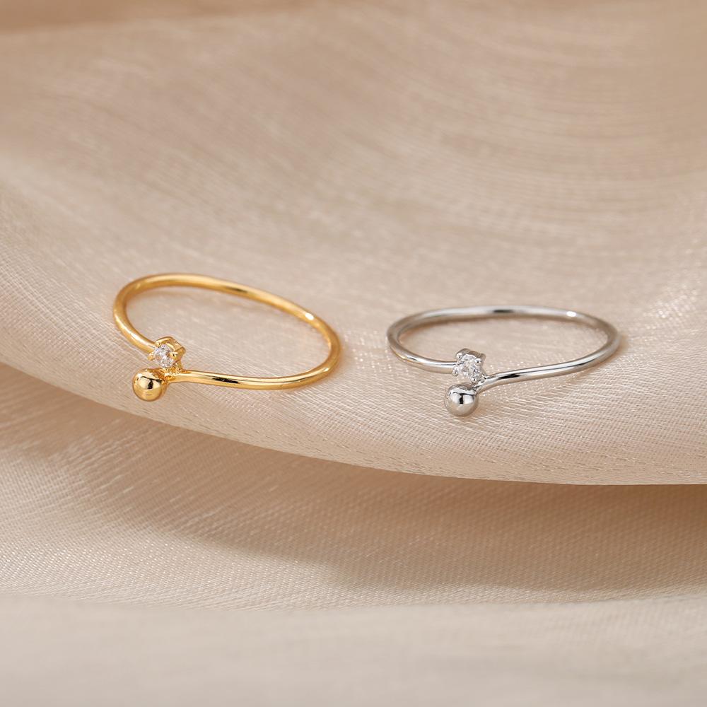 Кольца с круглыми бусинами из циркона для женщин, геометрическое регулируемое кольцо из нержавеющей стали, женское свадебное помолвочное ювелирное изделие, подарок Silver Color
Кольца с круглыми бусинами из циркона для женщин, геометрическое регулируемое кольцо из нержавеющей стали, женское свадебное помолвочное ювелирное изделие, подарок Silver Color