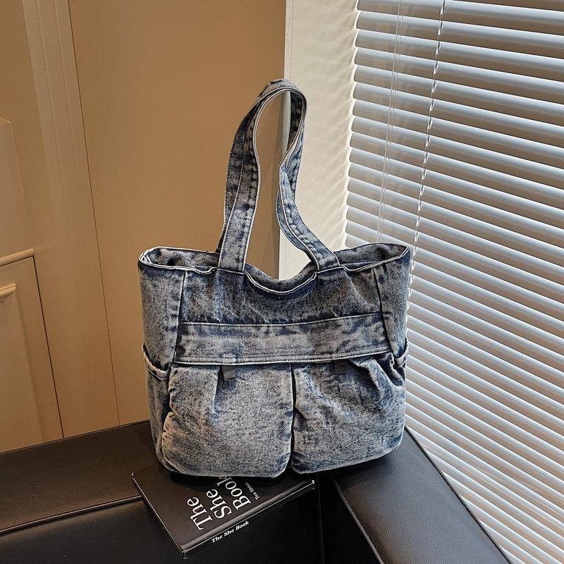 2025 нишевая джинсовая сумка через плечо женская сумка тренд мода простая ретро женский рюкзак сумка-тоут сумка через плечо джинсовый синий
2025 нишевая джинсовая сумка через плечо женская сумка тренд мода простая ретро женский рюкзак сумка-тоут сумка через плечо джинсовый синий