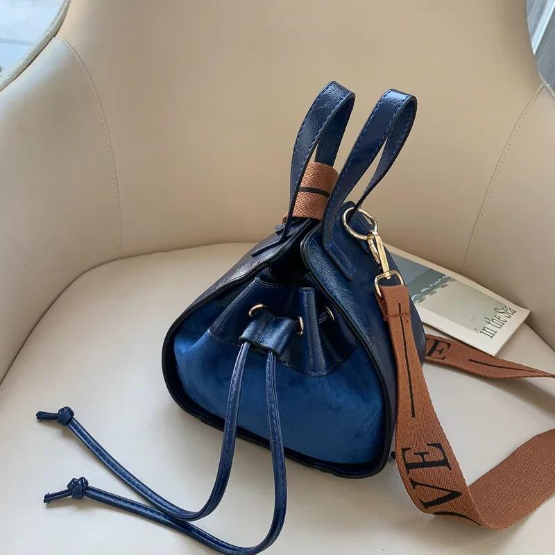 Винтажные сумки через плечо для женщин, универсальные модные мини-сумки-ведра, новые осенние сумки через плечо из мягкой кожи
Винтажные сумки через плечо для женщин, универсальные модные мини-сумки-ведра, новые осенние сумки через плечо из мягкой кожи