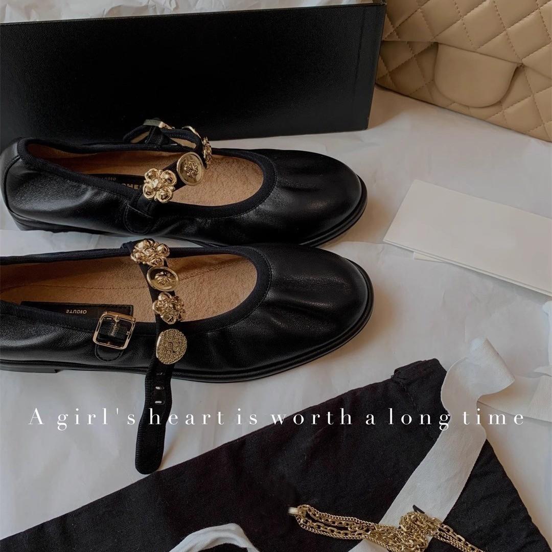 Sheepskin version~ Small gold buckle leather soft sole Mary Jane single shoes women s ballet flat shoes small leather shoes ladyshoes 35 чёрный
Sheepskin version~ Small gold buckle leather soft sole Mary Jane single shoes women s ballet flat shoes small leather shoes ladyshoes 35 чёрный