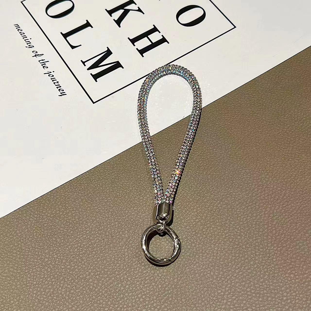 Продвинутый красочный шнурок для телефона с бриллиантами Богини: Кулон против потери для чехлов, камер, бутылок для воды.
Продвинутый красочный шнурок для телефона с бриллиантами Богини: Кулон против потери для чехлов, камер, бутылок для воды.