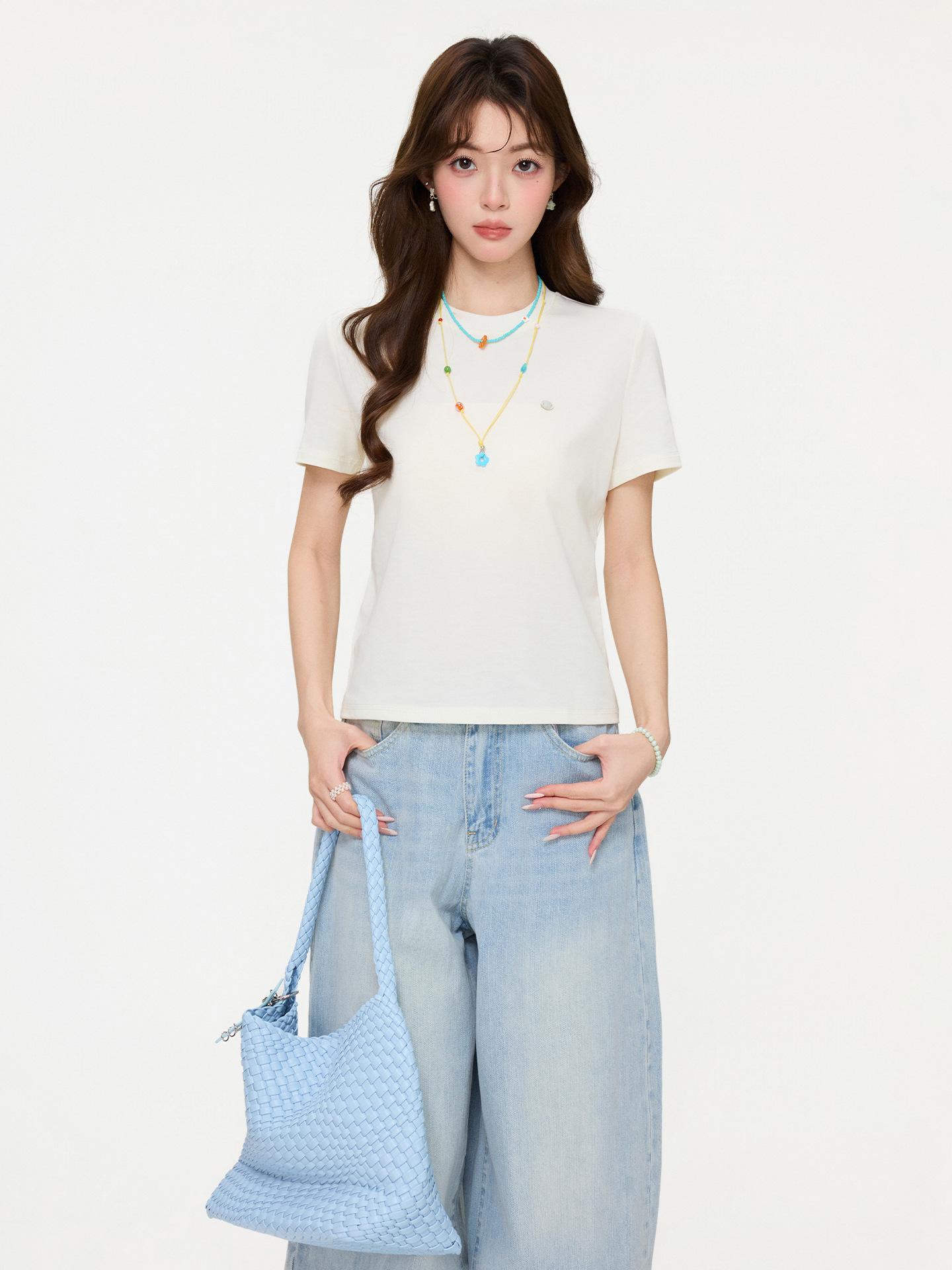 Apricot round neck solid color short-sleeved T-shirt commuter style spring and summer new loose and thin slack shoulder top XL абрикосовий
Apricot round neck solid color short-sleeved T-shirt commuter style spring and summer new loose and thin slack shoulder top XL абрикосовий
