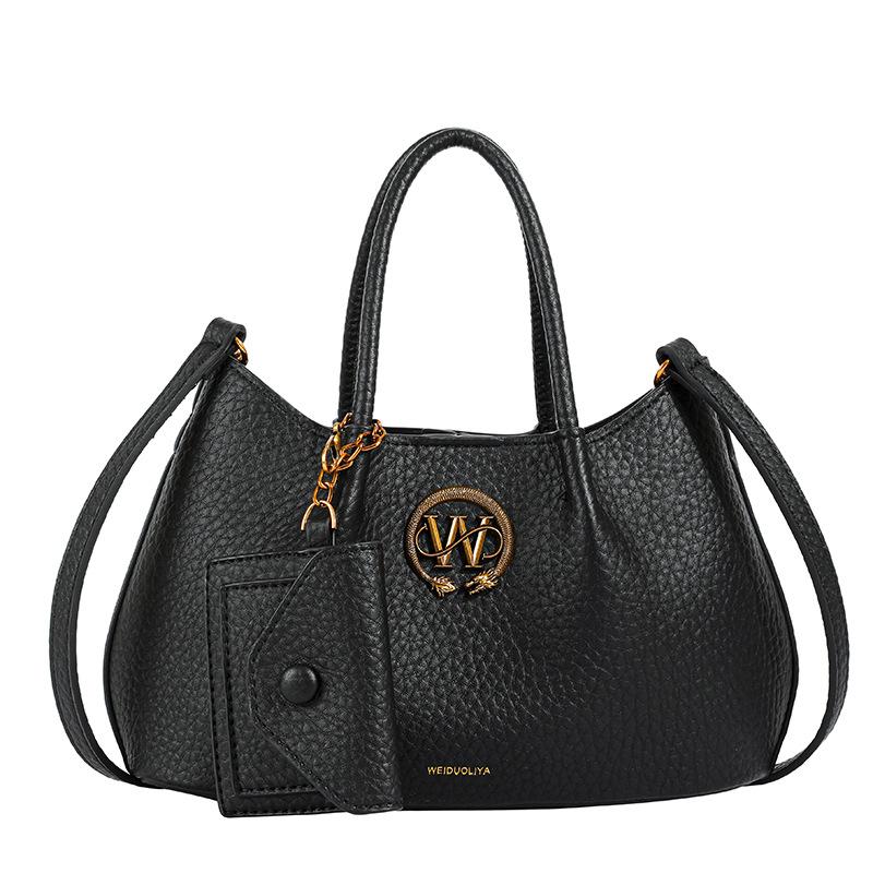 Темпераментная простая модная сумка для мамы и ребенка 2025 весна новая универсальная на плечо, сумка-мессенджер, текстурная женская сумка для поездок на работу чёрный