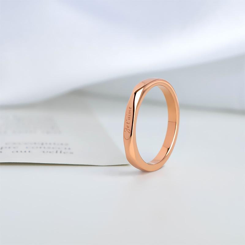 Кольцо из титановой стали «Письмо любви»: Элегантный нишевый дизайн для женщин - Стильное простое парное кольцо Size 7
Кольцо из титановой стали «Письмо любви»: Элегантный нишевый дизайн для женщин - Стильное простое парное кольцо Size 7