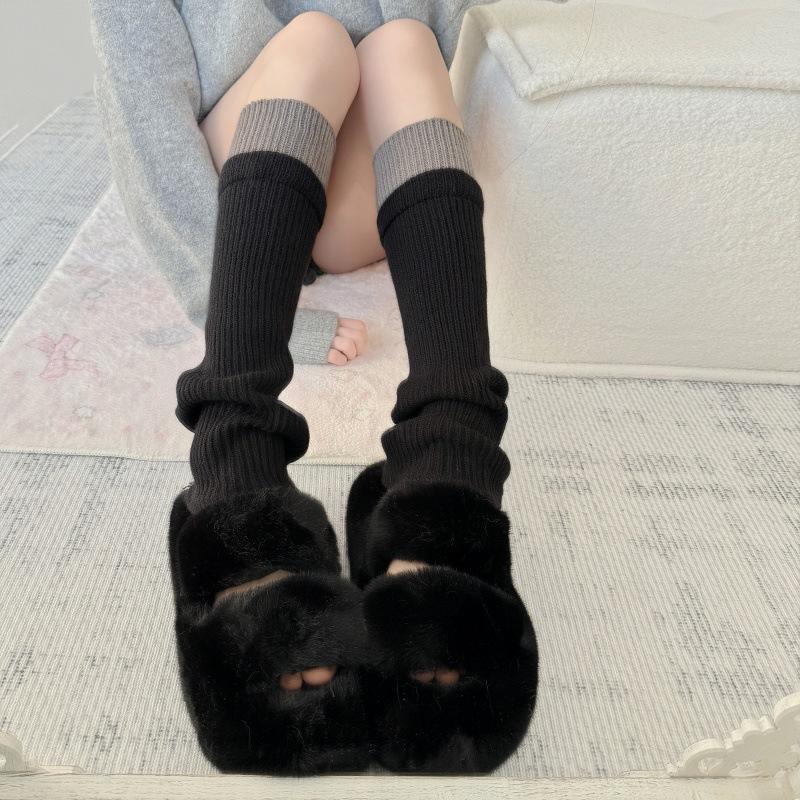 Autumn And Winter Millennial Babes Contrasting Color Knitted Splicing Socks Cover Women S Harajuku Y2K Wool Warm And Thin Leg Cover One size fits all чорний
Autumn And Winter Millennial Babes Contrasting Color Knitted Splicing Socks Cover Women S Harajuku Y2K Wool Warm And Thin Leg Cover One size fits all чорний