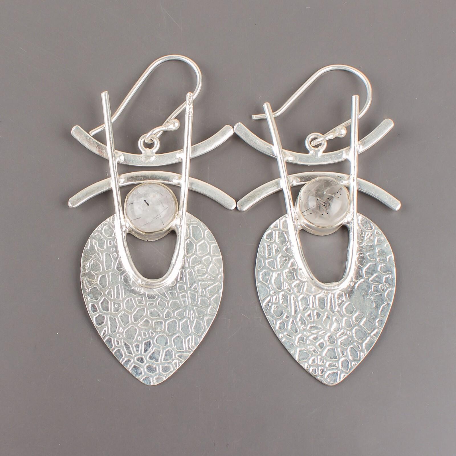 Rare Black Rutile Gemstone 925 Sterling Silver Jewelry Handmade Earrings 1.78 EE-64-16
Rare Black Rutile Gemstone 925 Sterling Silver Jewelry Handmade Earrings 1.78 EE-64-16