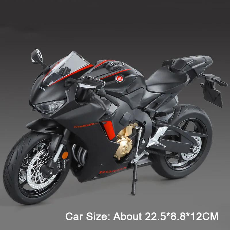 Большой 1:9 Мотоцикл Honda GL1800 CBR1000RR Модель Игрушка Металл Литье под давлением Колесо Рулевое управление Амортизация Хобби Подарки для Детей
Большой 1:9 Мотоцикл Honda GL1800 CBR1000RR Модель Игрушка Металл Литье под давлением Колесо Рулевое управление Амортизация Хобби Подарки для Детей