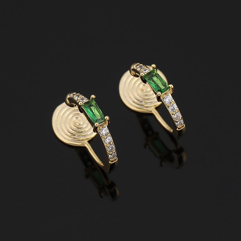 Niche Green Zircon Ear Hoops - Painless, No-Piercing Silver Needle Earrings for Women
Niche Green Zircon Ear Hoops - Painless, No-Piercing Silver Needle Earrings for Women