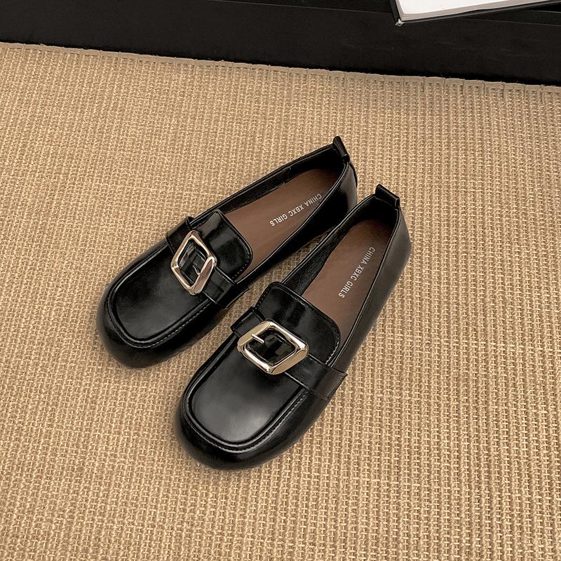 Temperament commuting French retro one-pedal flat-soled small leather shoes women s 2025 new spring and autumn versatile soft-soled loafers 40 чорний
Temperament commuting French retro one-pedal flat-soled small leather shoes women s 2025 new spring and autumn versatile soft-soled loafers 40 чорний