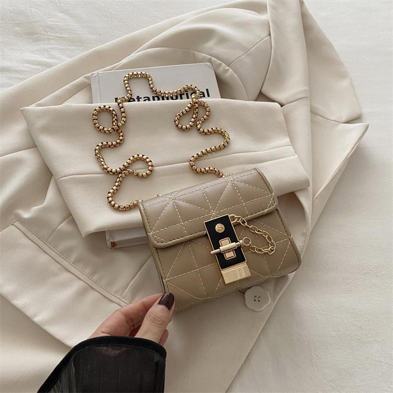 Casual niche design personalized foreign style autumn 2024 new fashionable simple and beautiful single shoulder oblique span small square bag хакі
Casual niche design personalized foreign style autumn 2024 new fashionable simple and beautiful single shoulder oblique span small square bag хакі