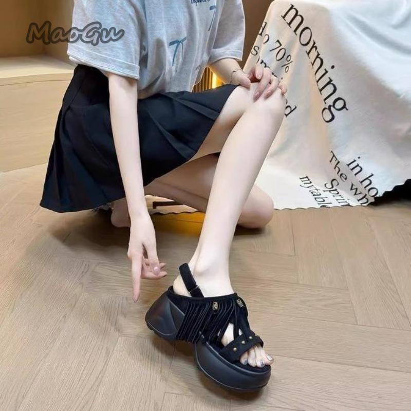 Fashion Metal Rivet Decoration Fringe Suede Sandals Women 2025 Summer Chunky Platform Wedge Sandals Casual Back Strap Shoes Sandalias 40 чёрный
Fashion Metal Rivet Decoration Fringe Suede Sandals Women 2025 Summer Chunky Platform Wedge Sandals Casual Back Strap Shoes Sandalias 40 чёрный