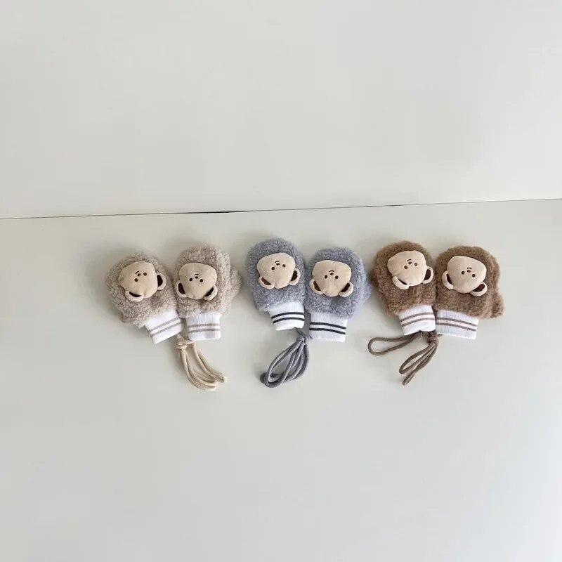 1 пара детских шерстяных варежек, модные перчатки Kawaii Doll Bear для маленьких мальчиков и девочек, теплые уличные лыжные перчатки на осень-зиму
1 пара детских шерстяных варежек, модные перчатки Kawaii Doll Bear для маленьких мальчиков и девочек, теплые уличные лыжные перчатки на осень-зиму