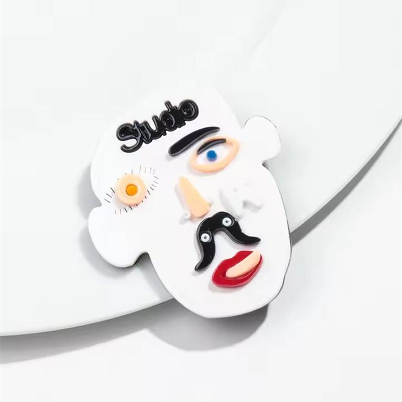Creative Acrylic Abstract Characte Figure Brooches for Women New Colorful Resin Anime Face Badge Pins Clothing Accessories Gift белый
Creative Acrylic Abstract Characte Figure Brooches for Women New Colorful Resin Anime Face Badge Pins Clothing Accessories Gift белый