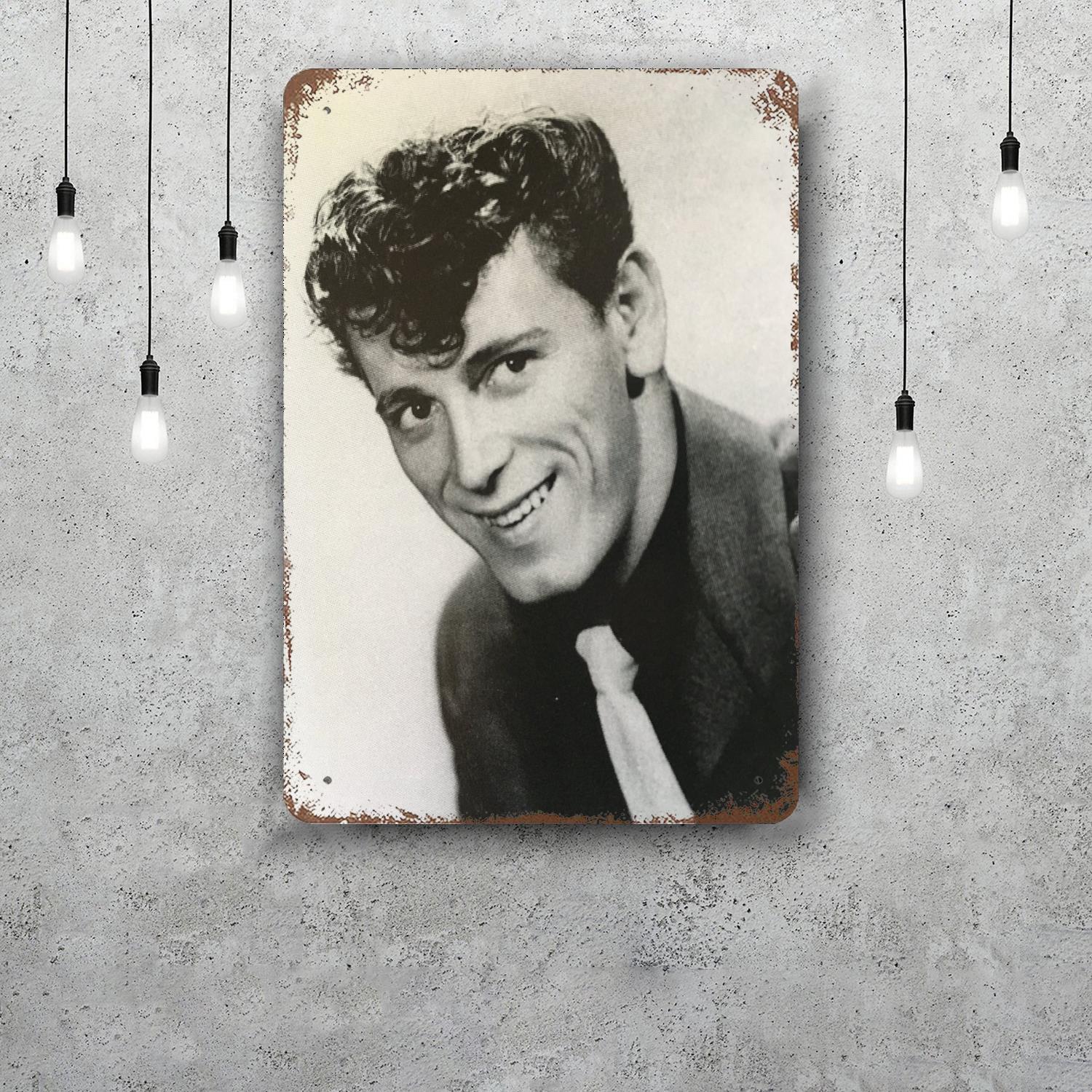 Gene Vincent Vintage Tin Sign Home Decor Wall Decor Art Wall Mural Room Decoration Decor Retro Metal Sign Plate Bar Posters 20x30cm(7.8x11.8inch)
Gene Vincent Vintage Tin Sign Home Decor Wall Decor Art Wall Mural Room Decoration Decor Retro Metal Sign Plate Bar Posters 20x30cm(7.8x11.8inch)