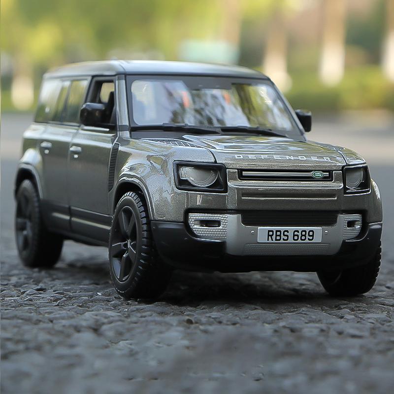 1:24 2022 Land Rover Defender 110 SUV Alloy Car Diecasts & Toy Vehicles Car Model Miniature Scale Model Car сірий колір
1:24 2022 Land Rover Defender 110 SUV Alloy Car Diecasts & Toy Vehicles Car Model Miniature Scale Model Car сірий колір