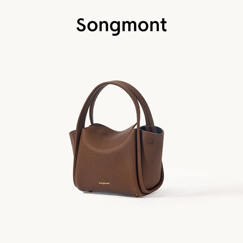 Basket of Vegetables, High-end Niche Handbag, Crossbody Mini Phone Bag
Basket of Vegetables, High-end Niche Handbag, Crossbody Mini Phone Bag