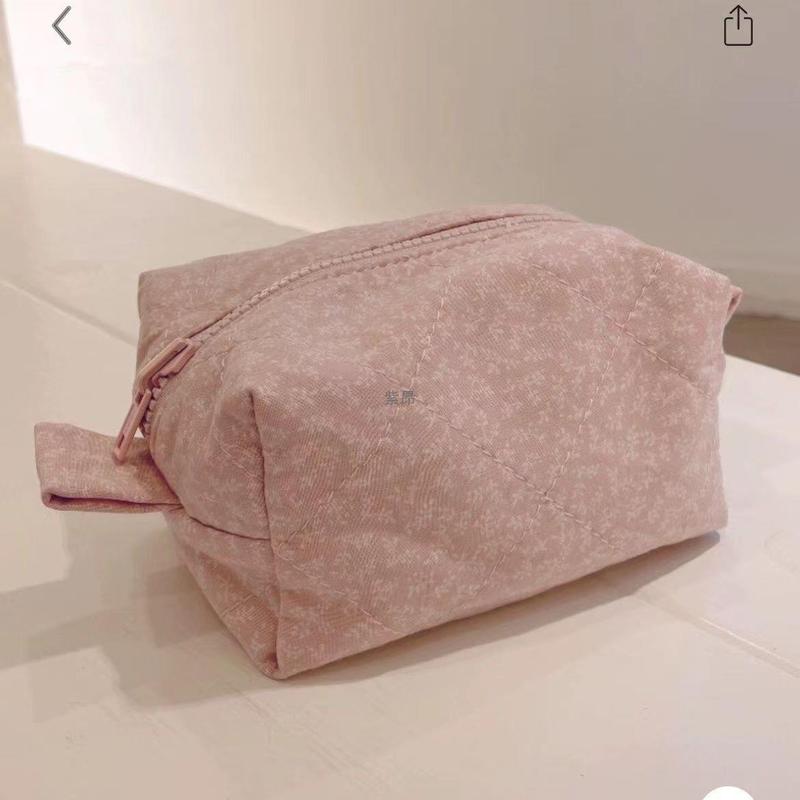 Floral Print Pink Sweet Storage Bag Women Mini Bag Solid Zipper Cute Makeup Bag Rectangle Student Pencil Bag Chic Coin Purse New розовый
Floral Print Pink Sweet Storage Bag Women Mini Bag Solid Zipper Cute Makeup Bag Rectangle Student Pencil Bag Chic Coin Purse New розовый