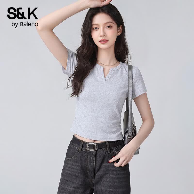 Baleno S&K Women s Slim Fit V-Neck Short Sleeve T-Shirt M
Baleno S&K Women s Slim Fit V-Neck Short Sleeve T-Shirt M
