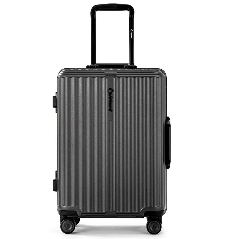 Diplomat Classic Aluminum Frame Luggage 20 inches
Diplomat Classic Aluminum Frame Luggage 20 inches