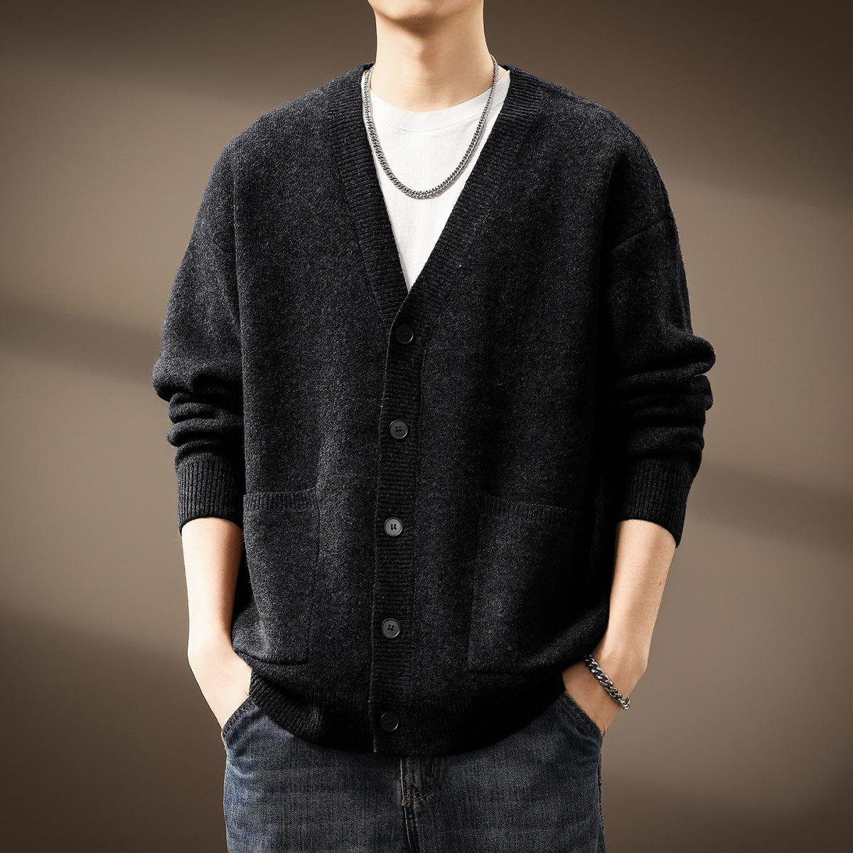 Luxury French Retro Wool Blend V-Neck Men s Autumn/Winter Cardigan Sweater M fits 50-60 kg чорний
Luxury French Retro Wool Blend V-Neck Men s Autumn/Winter Cardigan Sweater M fits 50-60 kg чорний