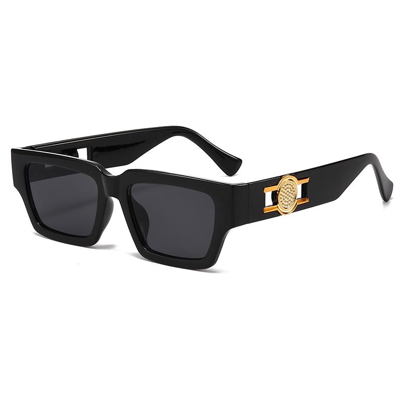 New Fashion Square Frame Sunglasses High-end Summer Anti-ultraviolet Hollow Decorative Temple Sunglasses Men MN5545 чёрный
New Fashion Square Frame Sunglasses High-end Summer Anti-ultraviolet Hollow Decorative Temple Sunglasses Men MN5545 чёрный