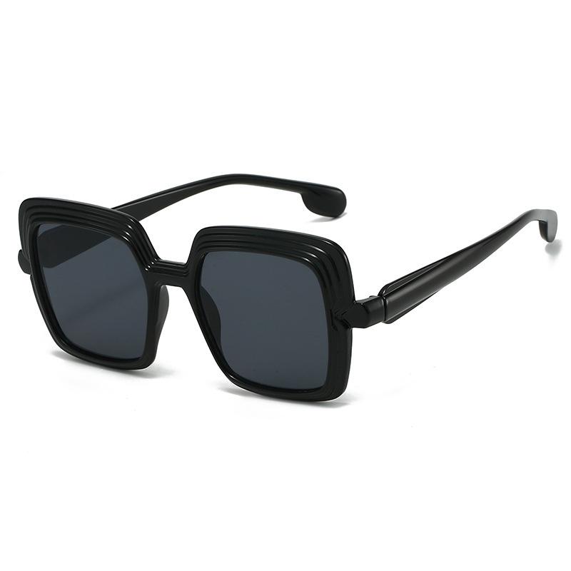 New Luxury Color Matching Colorful Gradient Square Women Sunglasses Retro Brand Design Personality Trend Men Glasses Uv400 as picture
New Luxury Color Matching Colorful Gradient Square Women Sunglasses Retro Brand Design Personality Trend Men Glasses Uv400 as picture