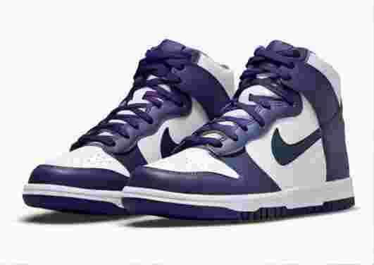 Nike Dunk High Electro Purple Midnight Navy DH9751-100 35.5
Nike Dunk High Electro Purple Midnight Navy DH9751-100 35.5