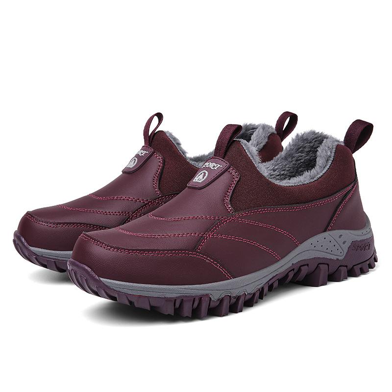 Winter velvet cotton shoes outdoor sports shoes warm hiking shoes large size overalls casual shoes black 42
Winter velvet cotton shoes outdoor sports shoes warm hiking shoes large size overalls casual shoes black 42