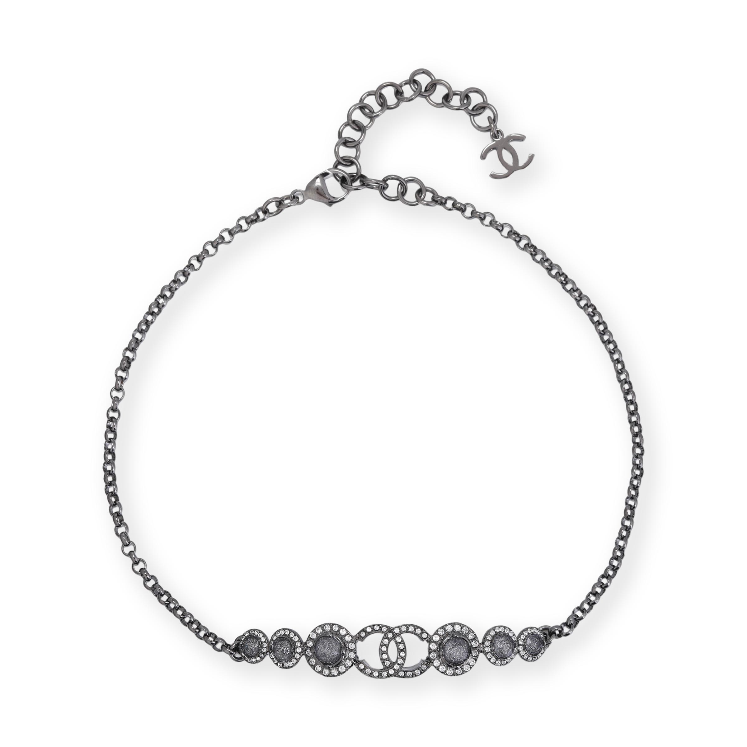 Chanel Logo Decorated Metal Necklace Women necklace Silver ABB682-B14146-NR675 F,Silver
Chanel Logo Decorated Metal Necklace Women necklace Silver ABB682-B14146-NR675 F,Silver