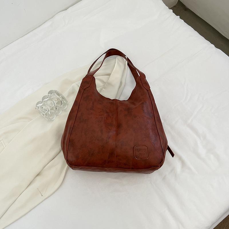 Summer new women s bag soft face shoulder bag large capacity versatile fashion underarm bag women s handbag tote bag темно-рудий
Summer new women s bag soft face shoulder bag large capacity versatile fashion underarm bag women s handbag tote bag темно-рудий